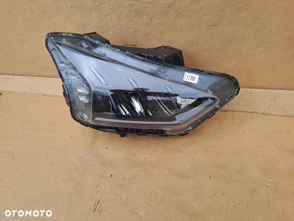 HYUNDAI BAYON PRAWA LAMPA FULL LED 92102-Q0600 ŁADNA UŻYWANA - 2