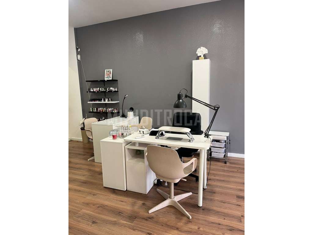 Cabeleireiro pronto a funcionar S. Vitor - Grande imagem: 5/8