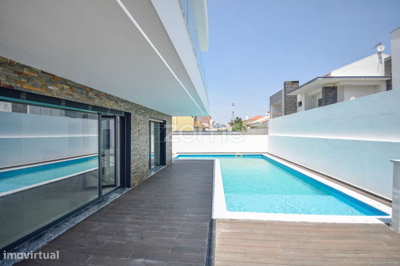 Moradia T4 Isolada - Nova – Piscina – Garagem - Grande imagem: 5/35