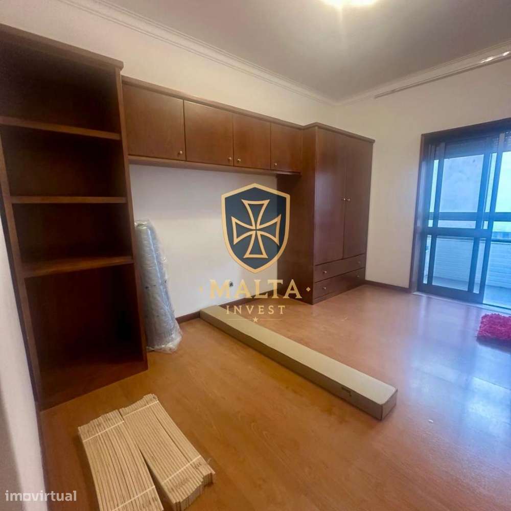 Apartamento T3 Renovado na Rua do Caires em Braga-20