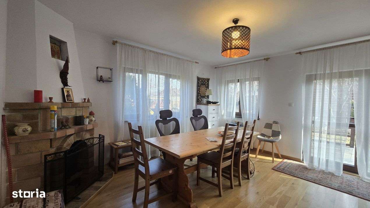 De vanzare Casa de vacanta Breaza-14