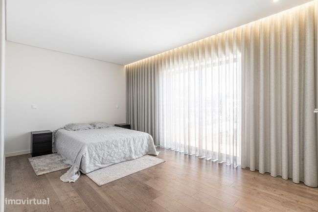 Moradia T4 com 2 Suites em Dume - Braga-17