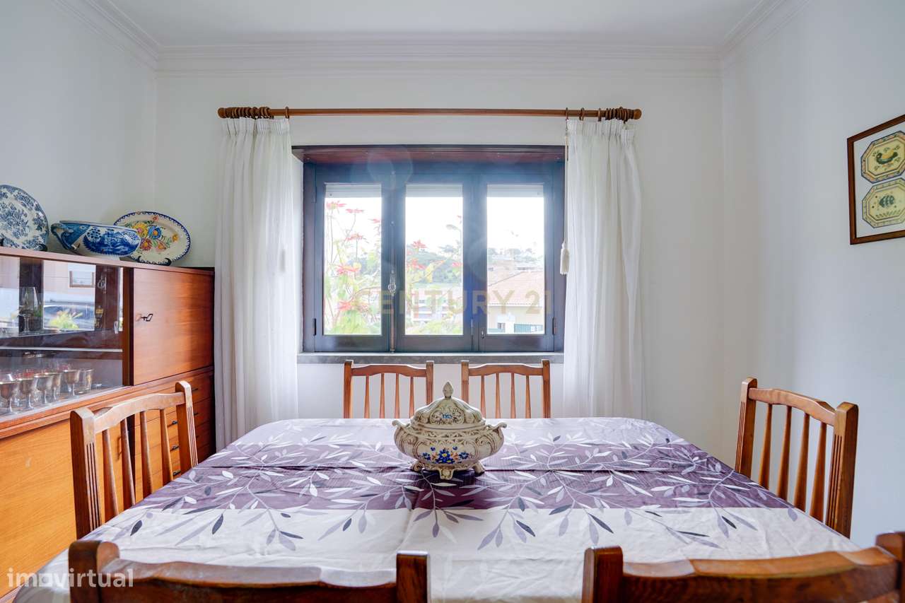 Já imaginou viver numa aldeia? E a poucos minutos de Cascais.-22