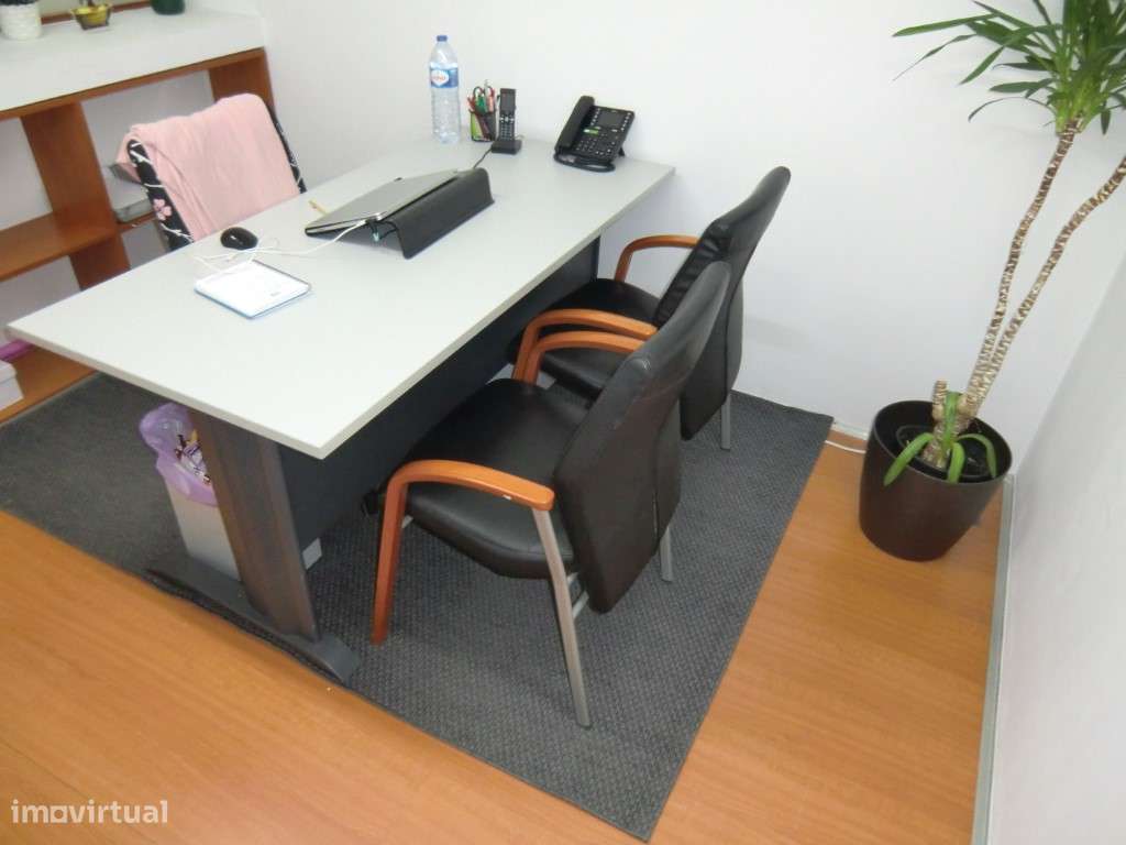 loja de serviços,Ramalde,Porto - Grande imagem: 5/16