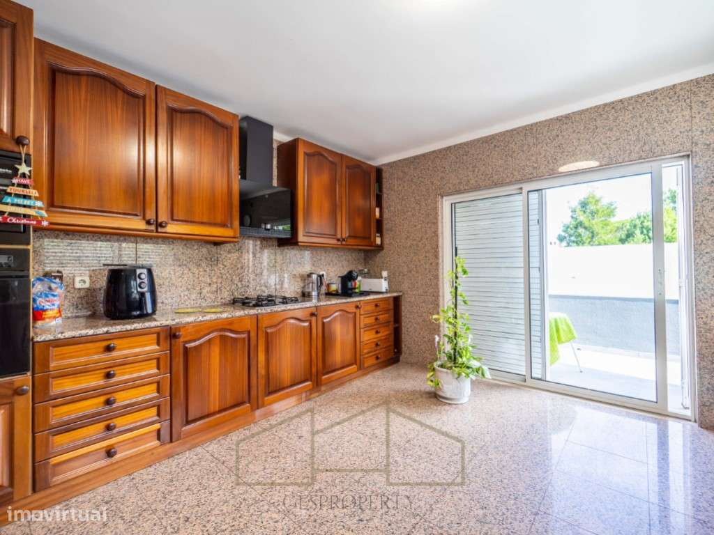 Moradia T6 Isolada na Marisol-28