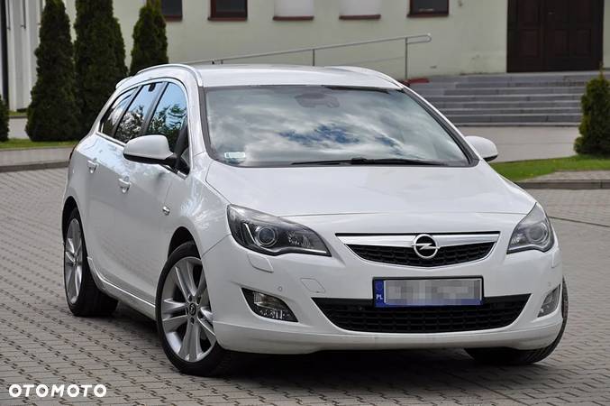 Opel Astra 2.0 CDTI DPF Cosmo - 7