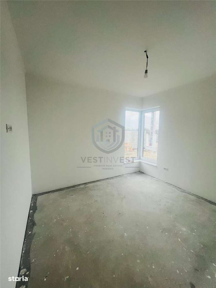 Casa partial finisata in Santandrei-4