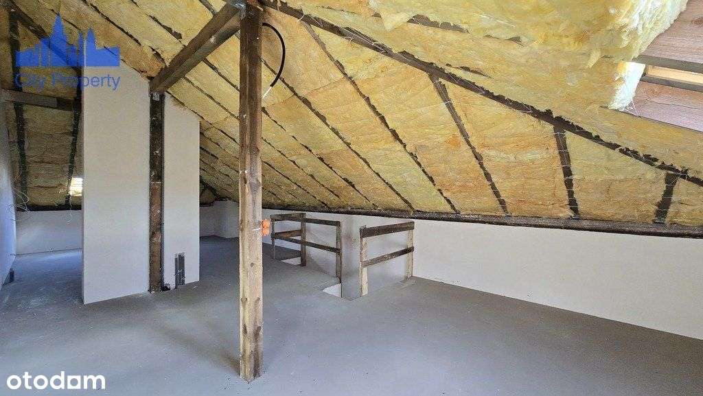 Bliźniak z garażem i ogródkiem od południa-12