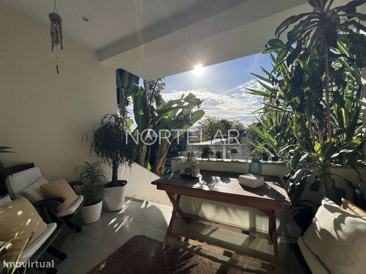 Moradia T3 com jardim e 3 frentes em Famalicão-10