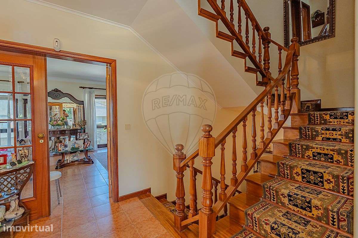 Moradia T4 para venda-10