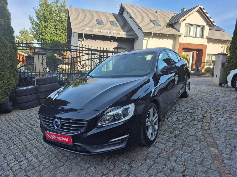 Volvo S60 II D3 Momentum 2014