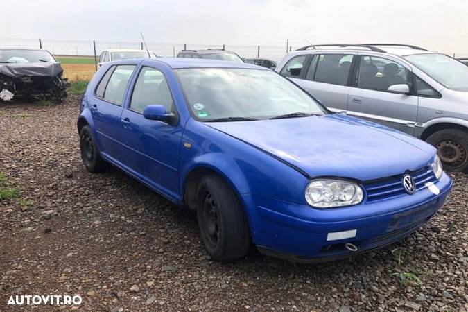 Plansa bord Volkswagen VW Golf 4  [din 1997 pana  2006] seria Hatchback 5-usi 1.6 MT (100 hp) - 2