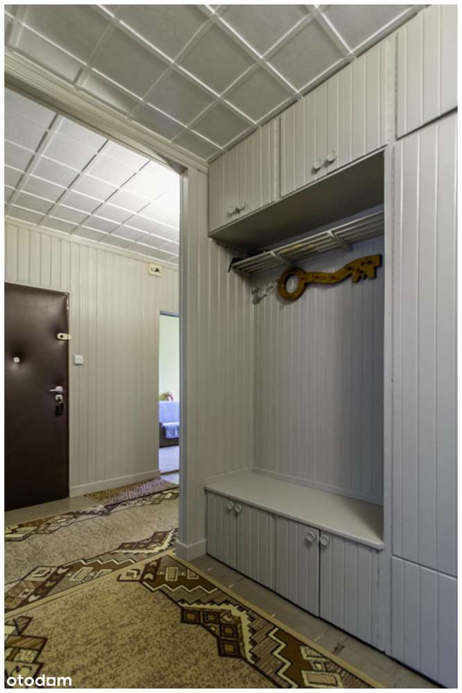 Przestronne mieszkanie - oś. Karpackie, ul. Doliny Miętusiej-7