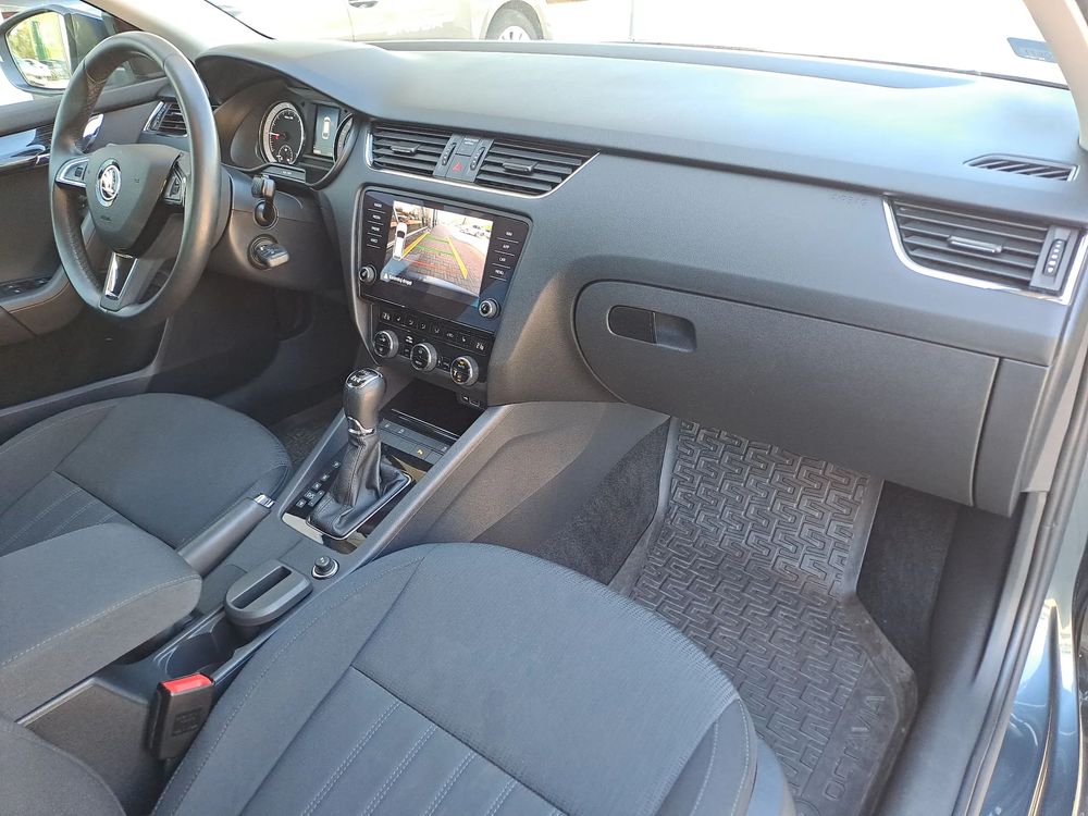 SKODA OCTAVIA 4x4 HAK DSG Blind SPOT 230V 2,0 TDI 150KM Serwis ASO Salon PL VAT23%