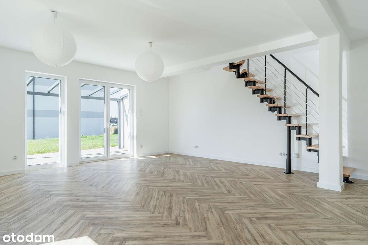 Nowoczesny dom do wejścia- wystarczy wstawić meble!-15