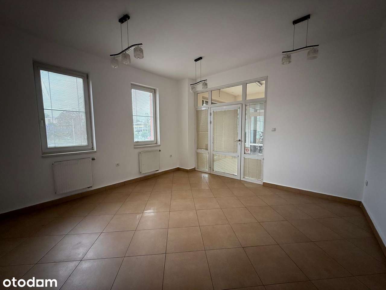 Lokal biurowo - handlowy w centrum Cieszyna | Galeria Stela | Dworzec - Pełny obrazek: 5/7