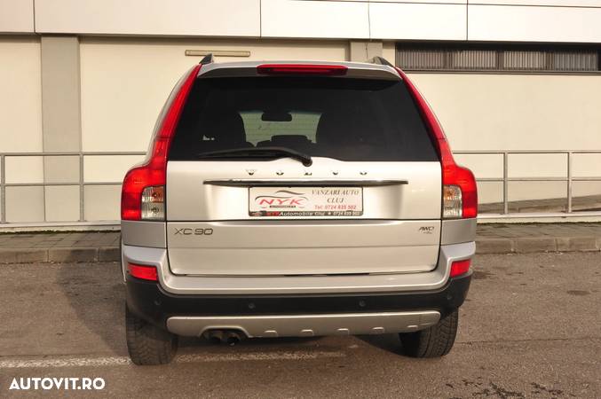 Volvo XC 90 D5 AWD Geartronic Momentum - 13