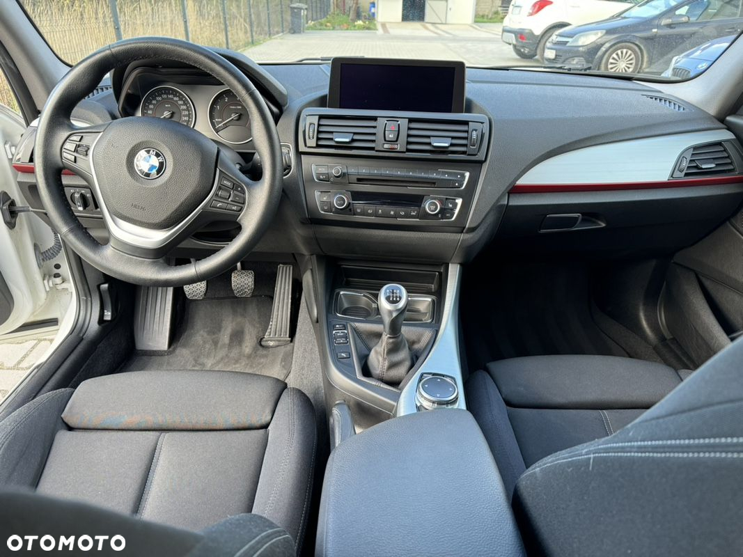 BMW Seria 1 120d xDrive Sport Line - 10