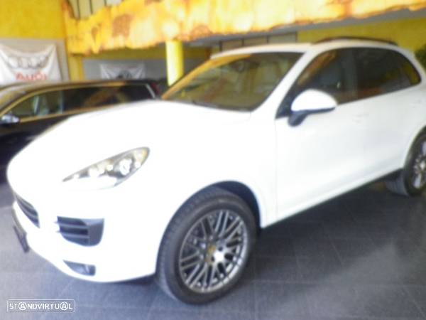 Porsche Cayenne Platinum Edition - 14