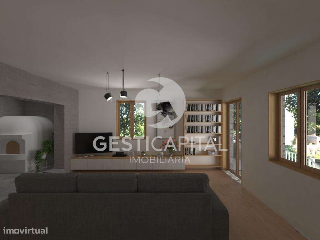 Moradia para recuperar com terreno em Vila Boa do Bispo, Marco de Cana-13