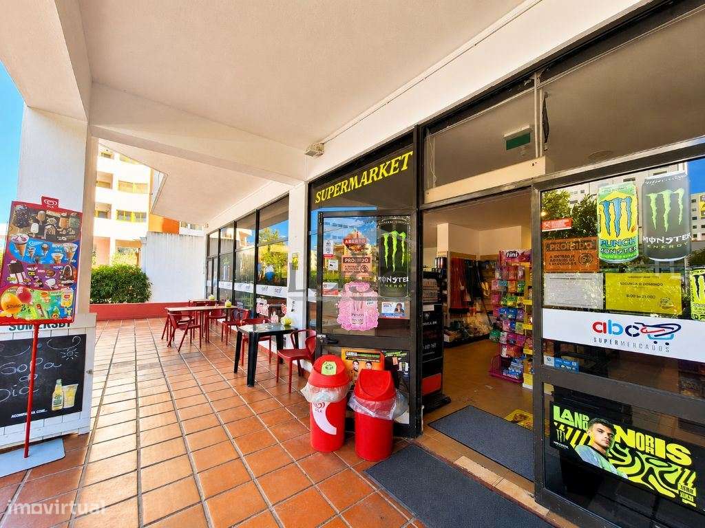 Apartamento T1 com Licença de Alojamento Local na Praia da Rocha-18