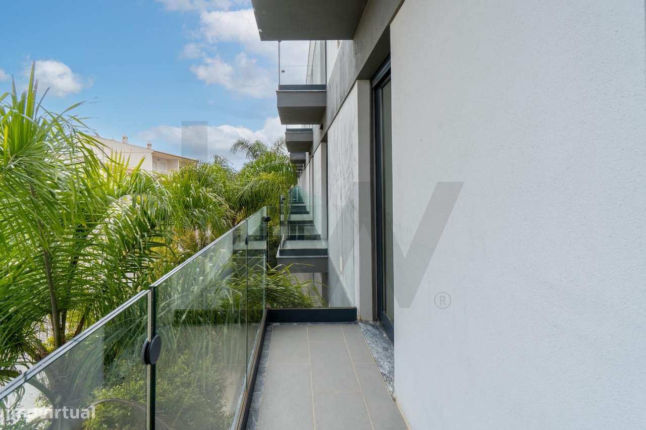 Exclusivo Apartamento T3 Contemporâneo de Alta Gama – Patacão, Faro-28