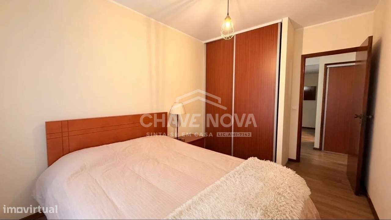 T2 Ren. c/lugar de garagem em Vila Nova de Gaua ( Gaiashopping)-9