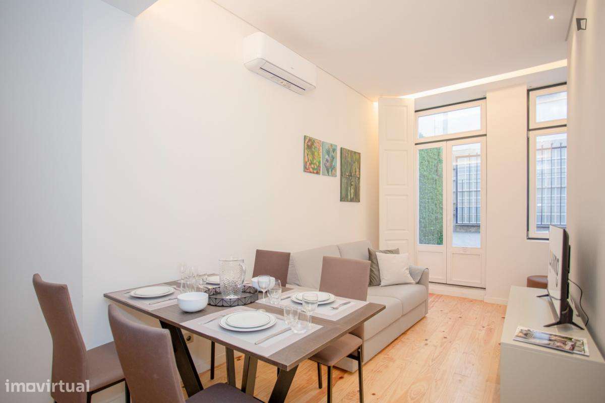 Apartamento com 1 quartos - localizado em Sé Porto - Grande imagem: 5/10