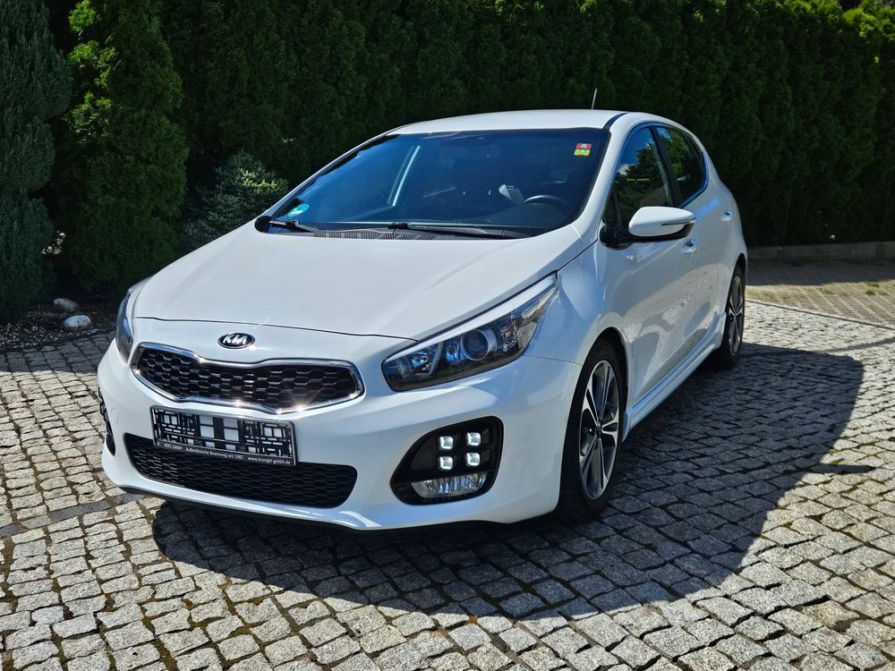 Kia Ceed I (2006-2012) 1.0 T-GDI ISG GT Line 2015