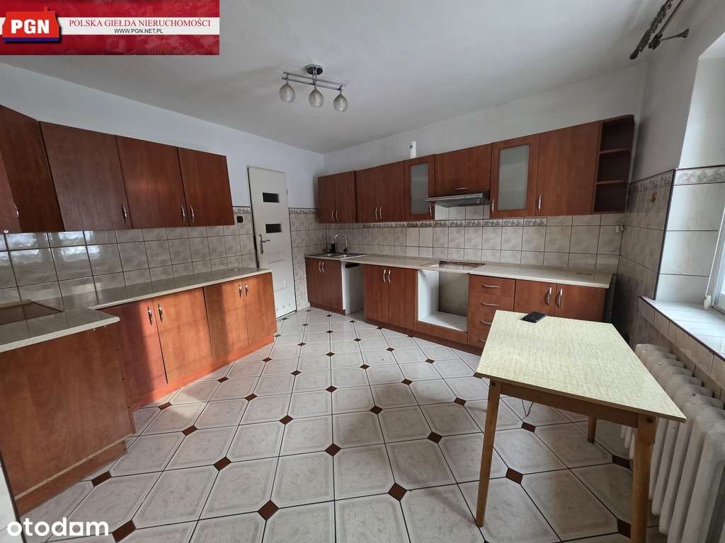 Na sprzedaż dom jednorodzinny z garażem-9