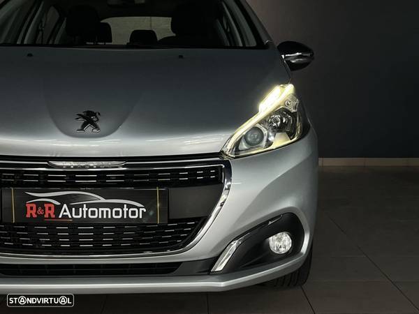 Peugeot 208 1.2 PureTech Allure - 6