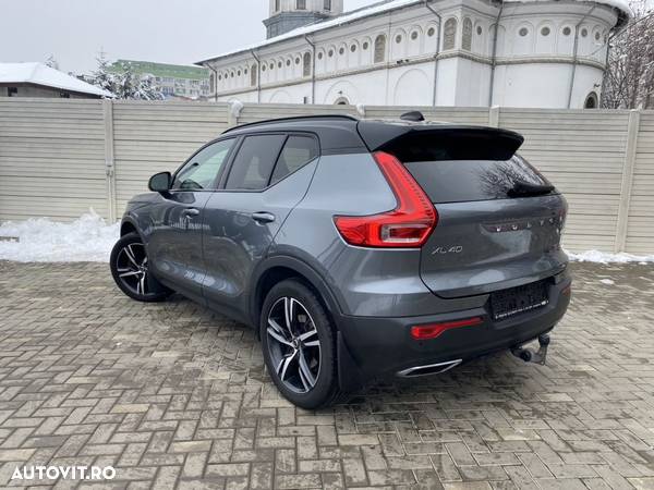 Volvo XC 40 D4 AWD R-Design - 7