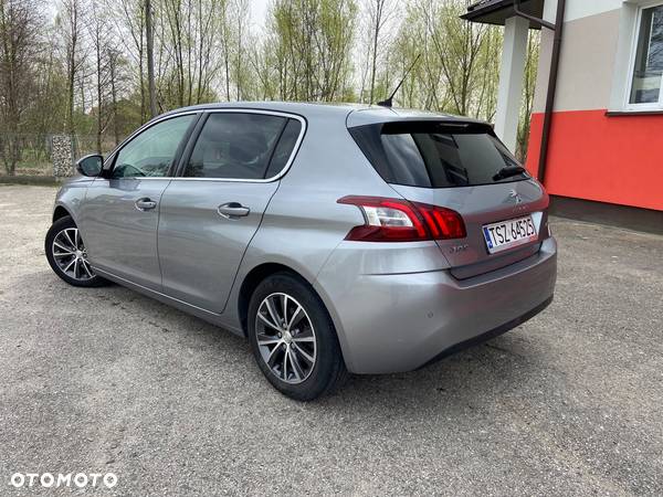 Peugeot 308 1.2 PureTech Allure S&S - 6