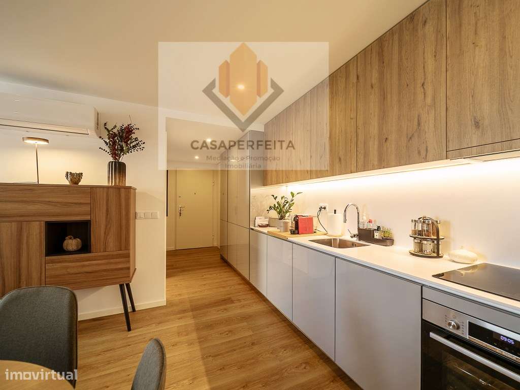 Fantástico T1 com Varanda Junto à Exponor - Leça da Palmeira-6