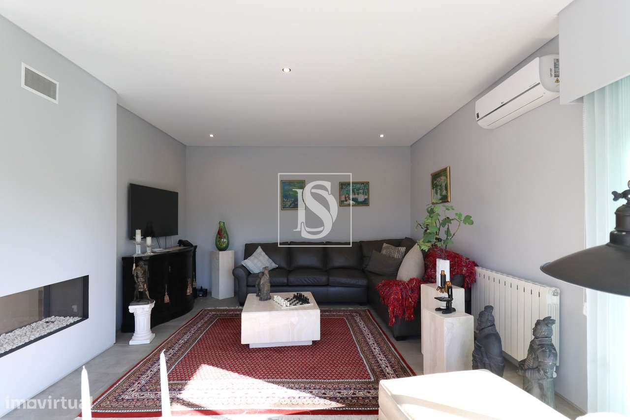 Fantástica moradia T3-6