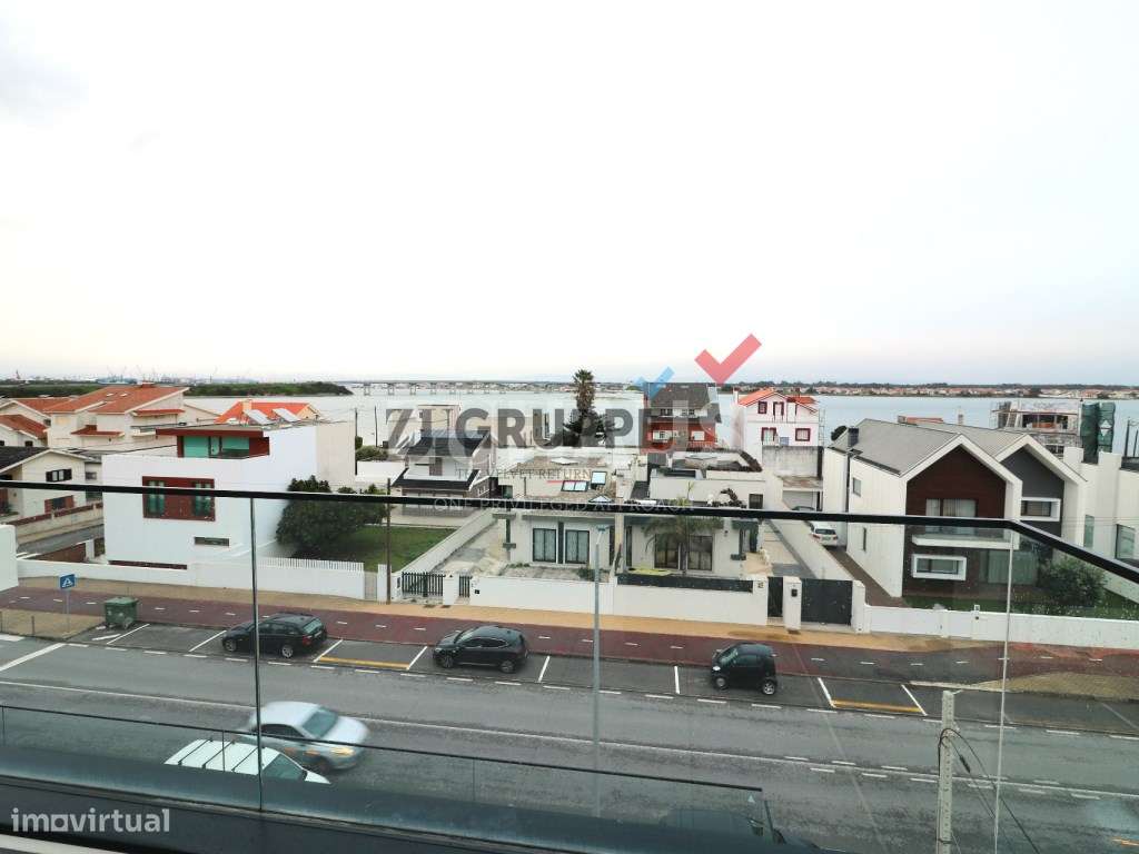 Apartamento T3 com terraço de 237 m2 com vistas Mar e Ria situado n...-16