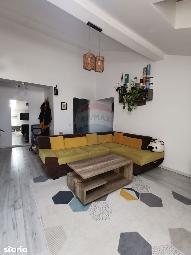 Apartament cu 3 camere, mobilat, cartier Borhanci. COMISION 0%