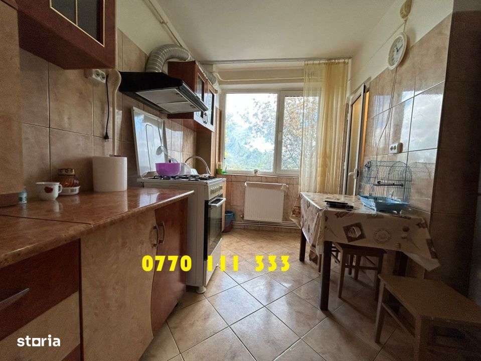 Apartament 3 camere Decomandat, Hipodrom etaj 3, mobilat utilat. - Imagine principală: 1/8