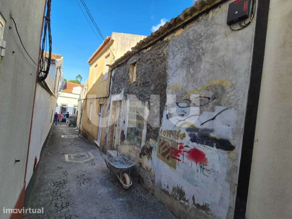 Ruína na Arquinha, em Ponta Delgada - Grande imagem: 2/4