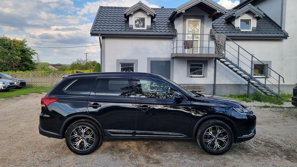 Mitsubishi Outlander III (2012-2022) 2.0 2WD CVT Edition 100 2018