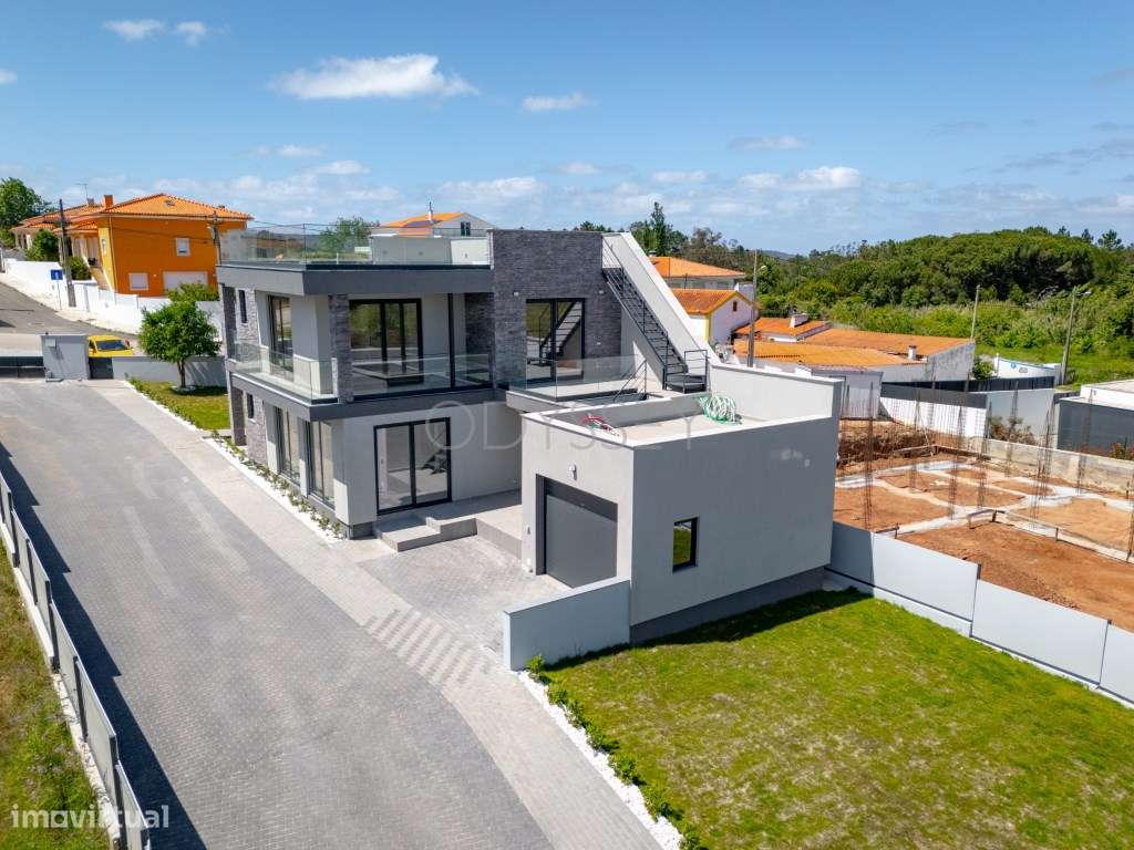 Moradia Ecológica de 4 Quartos com Jardim Privativo | Habitação Ene...-3