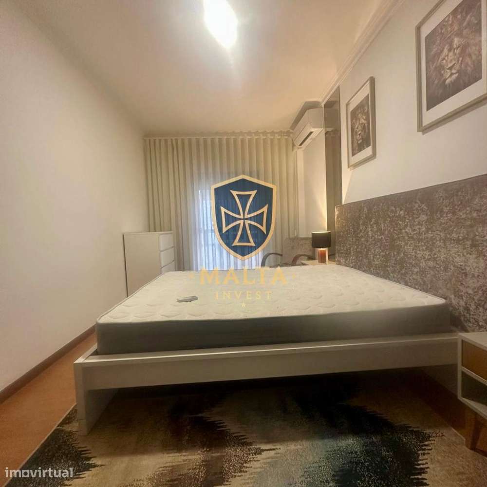 Apartamento T3 Renovado na Rua do Caires em Braga-1