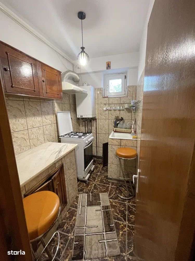 2 camere Eremia Grigorescu, et1 /4,boxa , 85mp, pret 98000euro-6