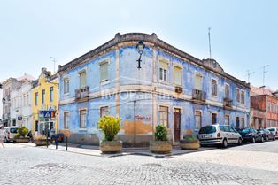 Oportunidade - Prédio no Centro histórico de Vila Franca de Xira