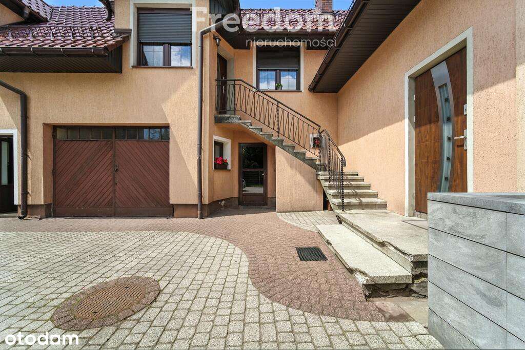 Magazynem usługowo-produkcyjno-biurowy z domem - Pełny obrazek: 4/20