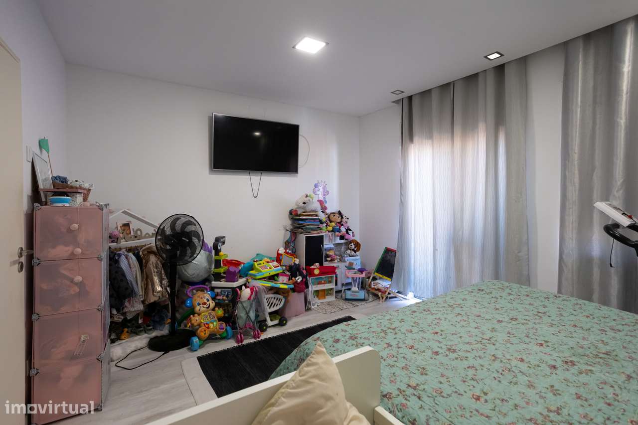 Apartamento T1 Remodelado-26