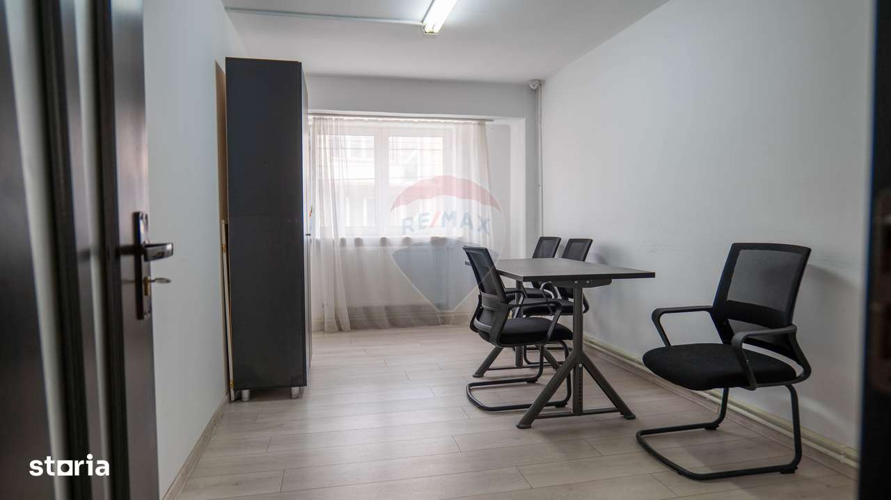 VILĂ MIXTĂ DE VÂNZARE – STRADA 1 DECEMBRIE 1918 - Imagine principală: 2/20