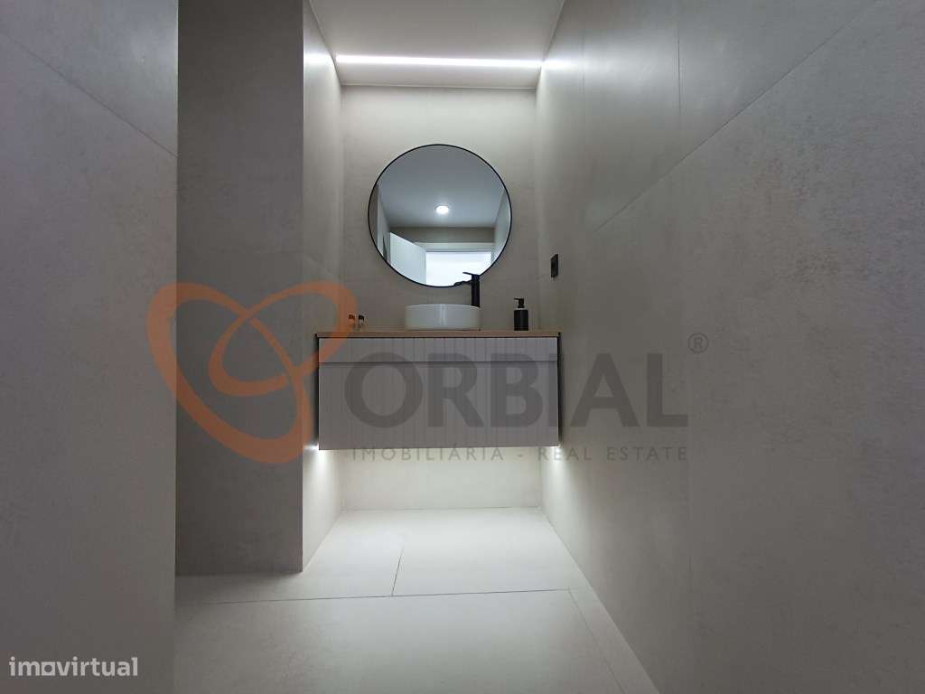 Excelente Apartamento T1 totalmente renovado com Alojamento Local p... - Grande imagem: 5/14