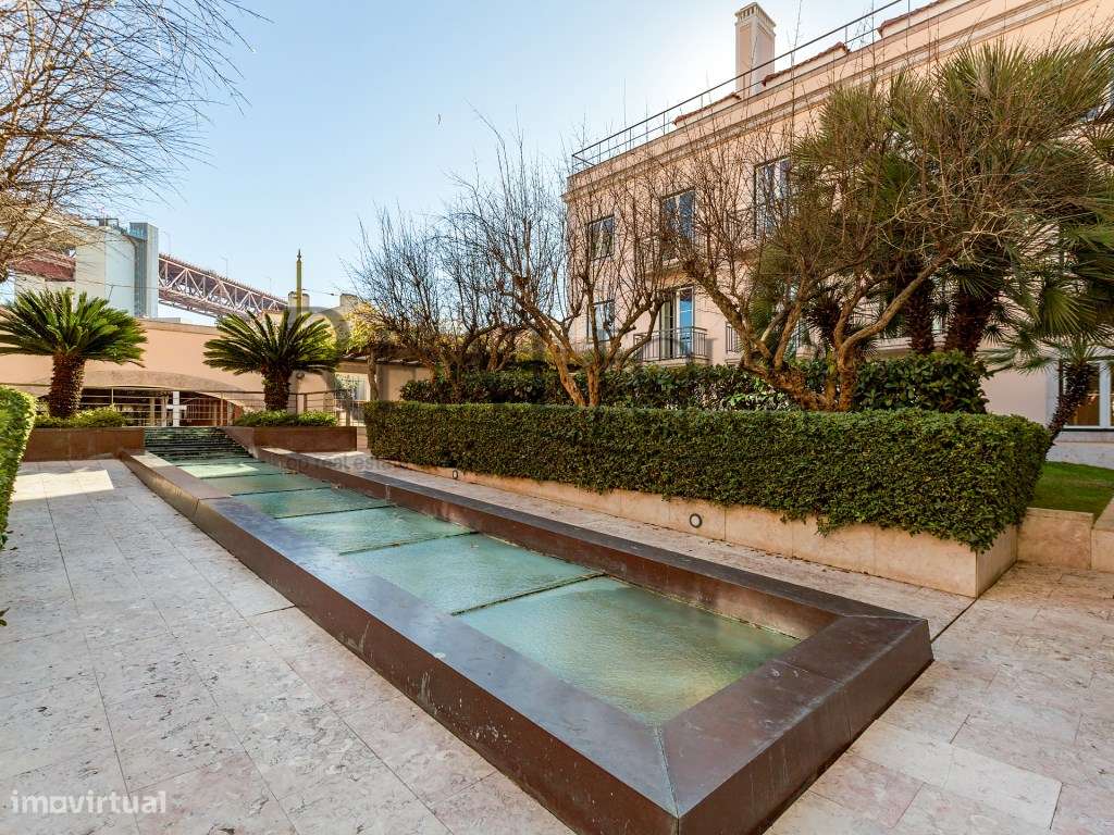 Apartamento T3 no Palácio da Junqueira residências, com jardim priv...-22