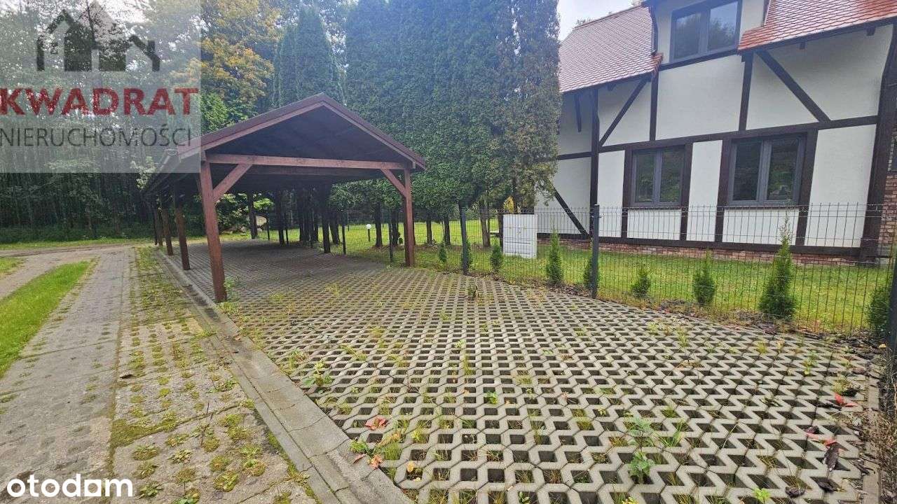 Dom przy ścianie lasu w Bażantarni obok strumyka.-7